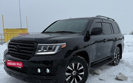 Toyota Land Cruiser 200, 2010 год, 2 500 000 рублей, 2 фотография