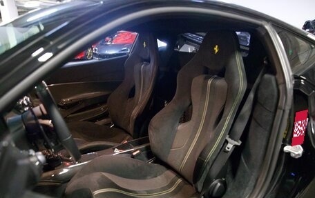 Ferrari 488, 2019 год, 75 000 000 рублей, 11 фотография