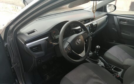 Toyota Corolla, 2014 год, 1 590 000 рублей, 5 фотография