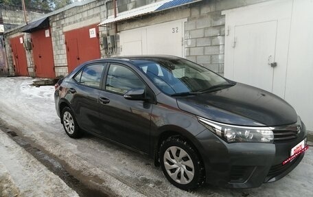 Toyota Corolla, 2014 год, 1 590 000 рублей, 2 фотография