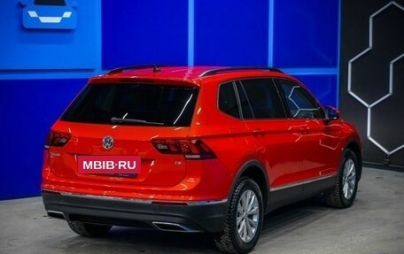 Volkswagen Tiguan II, 2017 год, 2 100 000 рублей, 7 фотография