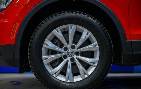 Volkswagen Tiguan II, 2017 год, 2 100 000 рублей, 10 фотография