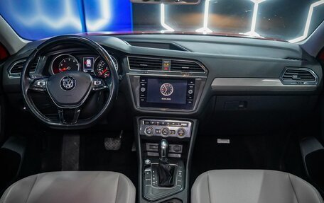 Volkswagen Tiguan II, 2017 год, 2 100 000 рублей, 12 фотография