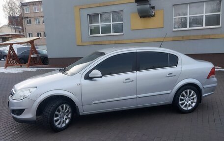 Opel Astra H, 2013 год, 1 000 000 рублей, 1 фотография