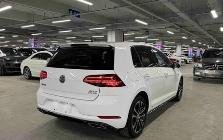 Volkswagen Golf VII, 2020 год, 1 410 013 рублей, 6 фотография