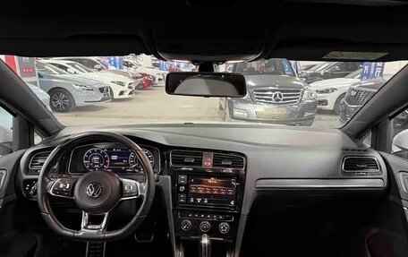 Volkswagen Golf VII, 2020 год, 1 410 013 рублей, 13 фотография