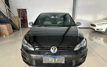 Volkswagen Golf VII, 2019 год, 1 250 013 рублей, 2 фотография