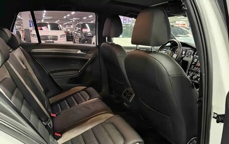 Volkswagen Golf VII, 2020 год, 1 410 013 рублей, 15 фотография