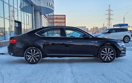 Skoda Superb III рестайлинг, 2025 год, 3 350 000 рублей, 4 фотография