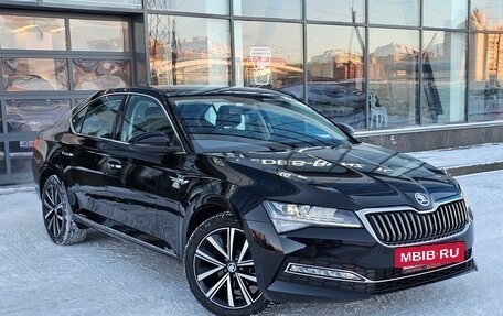 Skoda Superb III рестайлинг, 2025 год, 3 350 000 рублей, 3 фотография