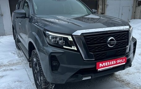 Nissan Navara (Frontier), 2024 год, 4 250 000 рублей, 2 фотография