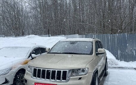 Jeep Grand Cherokee, 2011 год, 1 100 000 рублей, 2 фотография