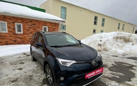 Toyota RAV4, 2018 год, 2 300 000 рублей, 3 фотография