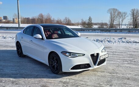 Alfa Romeo Giulia II, 2020 год, 2 100 000 рублей, 3 фотография