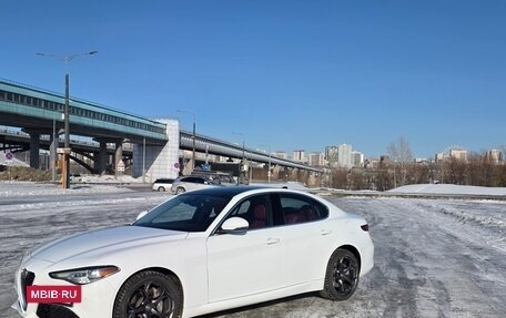 Alfa Romeo Giulia II, 2020 год, 2 100 000 рублей, 7 фотография
