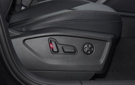 Audi Q2 I, 2025 год, 2 930 000 рублей, 39 фотография