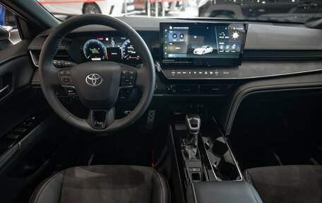 Toyota Camry, 2025 год, 5 390 000 рублей, 23 фотография