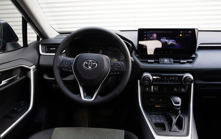 Toyota RAV4, 2025 год, 4 450 000 рублей, 15 фотография