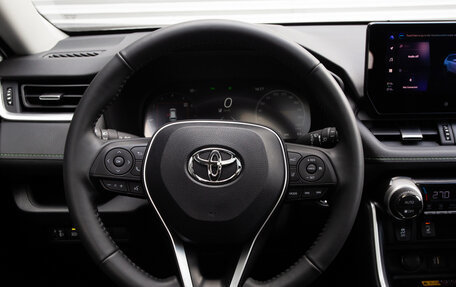 Toyota RAV4, 2025 год, 4 450 000 рублей, 13 фотография