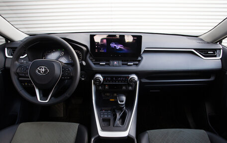 Toyota RAV4, 2025 год, 4 450 000 рублей, 14 фотография