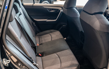 Toyota RAV4, 2025 год, 4 550 000 рублей, 12 фотография