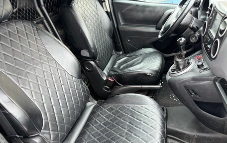 Peugeot Partner II рестайлинг 2, 2011 год, 555 000 рублей, 13 фотография