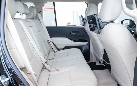 Toyota Land Cruiser, 2025 год, 16 490 000 рублей, 25 фотография