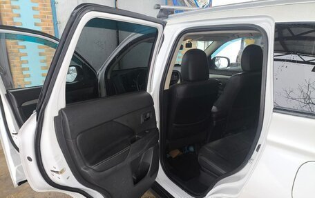 Mitsubishi Outlander III рестайлинг 3, 2014 год, 1 500 000 рублей, 13 фотография