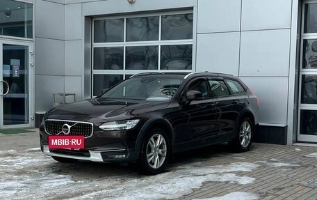 Volvo V90 Cross Country I рестайлинг, 2019 год, 2 660 000 рублей, 3 фотография