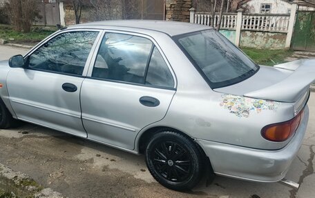 Mitsubishi Lancer VII, 1992 год, 175 000 рублей, 3 фотография