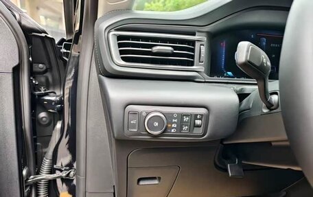 Ford Explorer VI, 2025 год, 7 880 000 рублей, 17 фотография