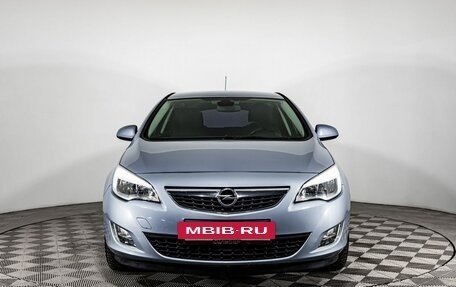 Opel Astra J, 2011 год, 650 000 рублей, 2 фотография