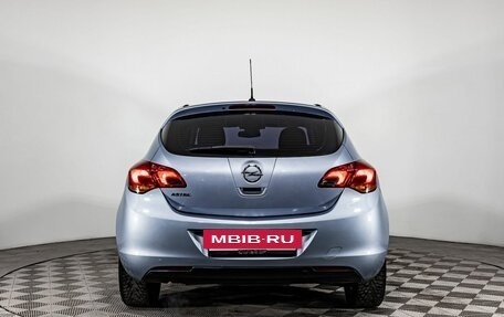 Opel Astra J, 2011 год, 650 000 рублей, 3 фотография