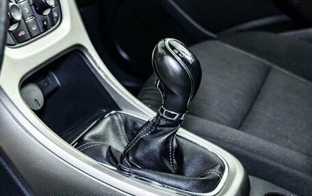 Opel Astra J, 2011 год, 650 000 рублей, 19 фотография