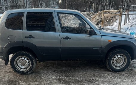 Chevrolet Niva I рестайлинг, 2009 год, 359 000 рублей, 2 фотография