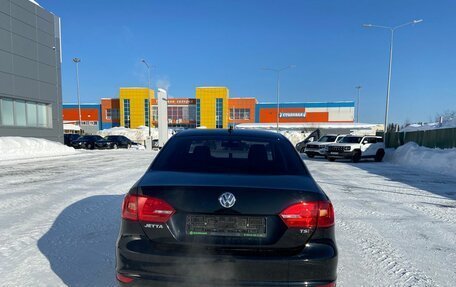 Volkswagen Jetta VI, 2013 год, 990 000 рублей, 6 фотография