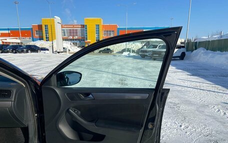 Volkswagen Jetta VI, 2013 год, 990 000 рублей, 8 фотография