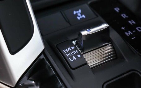 Toyota Land Cruiser, 2025 год, 16 490 000 рублей, 23 фотография