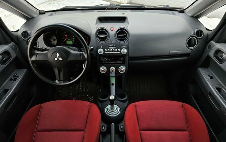 Mitsubishi Colt VI рестайлинг, 2006 год, 360 000 рублей, 8 фотография