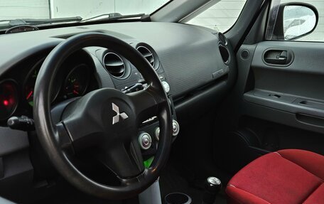 Mitsubishi Colt VI рестайлинг, 2006 год, 360 000 рублей, 9 фотография