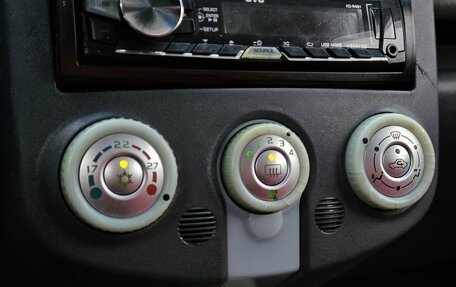 Mitsubishi Colt VI рестайлинг, 2006 год, 360 000 рублей, 14 фотография