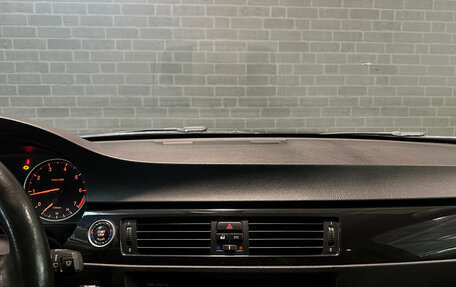 BMW 3 серия, 2010 год, 1 150 000 рублей, 11 фотография