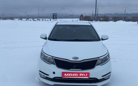 KIA Rio III рестайлинг, 2016 год, 1 050 000 рублей, 5 фотография