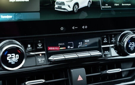 Toyota Highlander, 2025 год, 5 990 000 рублей, 34 фотография