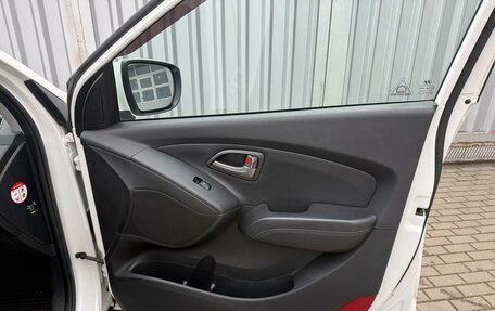 Hyundai ix35 I рестайлинг, 2013 год, 1 490 000 рублей, 13 фотография