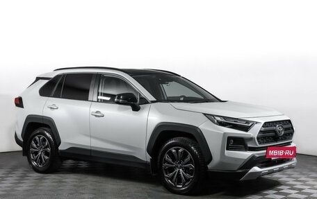 Toyota RAV4, 2024 год, 4 069 000 рублей, 3 фотография