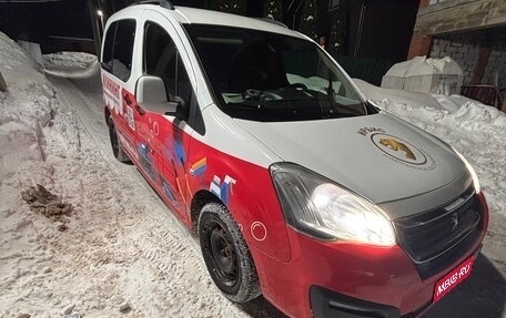 Peugeot Partner II рестайлинг 2, 2011 год, 700 000 рублей, 1 фотография