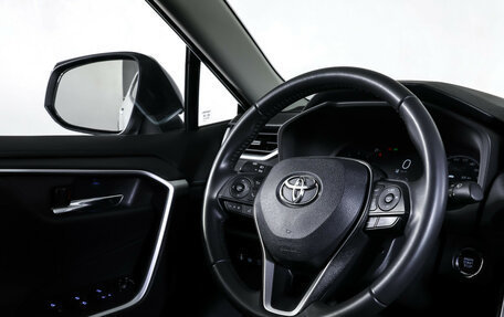 Toyota RAV4, 2024 год, 4 069 000 рублей, 13 фотография