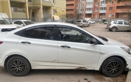 Hyundai Solaris II рестайлинг, 2013 год, 670 000 рублей, 9 фотография