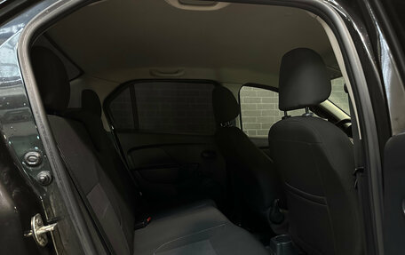 Renault Logan II, 2019 год, 930 000 рублей, 10 фотография